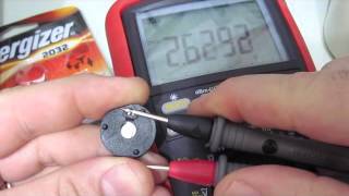 Short circuiting a CR2032 battery [upl. by Norrabal]