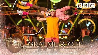 Graeme Swann amp Oti Mabuse Salsa to Follow The Leader by Soca Boys  BBC Strictly 2018 [upl. by Arrol912]