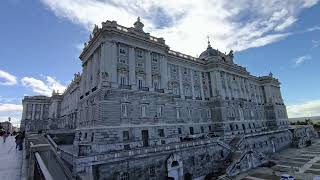 Exterior del Palacio Real de Madrid España [upl. by Oribella]