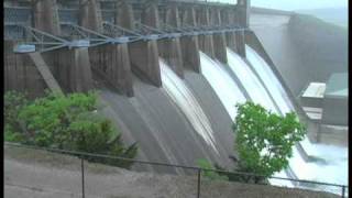 Table Rock Dam gates open [upl. by Ferrigno470]