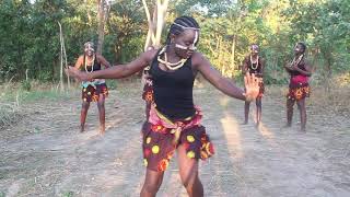 How Zambian dance traditionally [upl. by Sida]