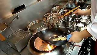 wok cooking by a Professional Chinese chef [upl. by Nets89]