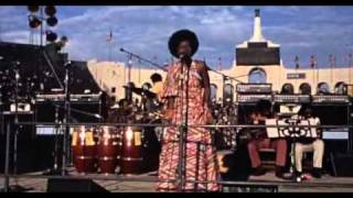 Carla Thomas  Pick Up The Pieces LIVE 20 août 1972  Los Angeles Coliseum  USA [upl. by Petrick]