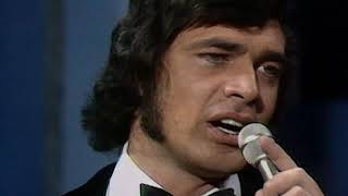 Engelbert Humperdinck quotSweetheartquot on The Ed Sullivan Show [upl. by Adnic]