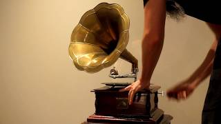 Playing the His Masters Voice hand crank gramophone [upl. by Mcferren797]