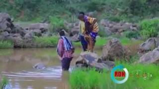 Nashida afaan oromo ullaama by awwii kadir 2017 [upl. by Halihs]