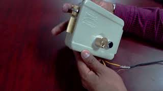 ASSA ABLOY  321 DCBIABG Conectada con 12VCD y 12VCA [upl. by Zandra]