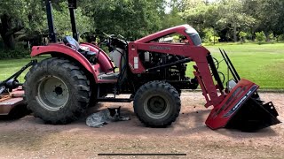 Mahindra tractor oil change [upl. by Lennie50]